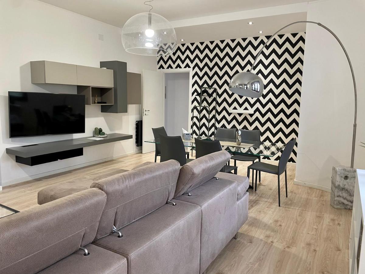 אנלציט Aci Boutique Apartment מראה חיצוני תמונה
